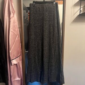 Ribbed Gray Maxi Skirt